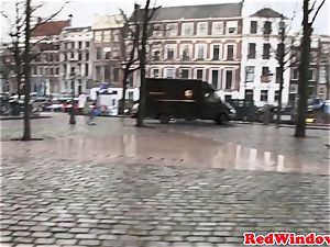 cocksucking amsterdam escort jizzed on